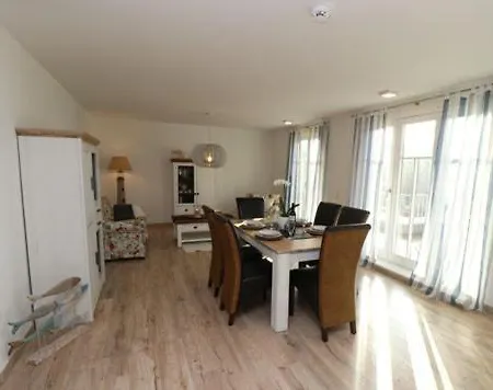 Bickbeeren Schweiz Penthouse Amalia * オストゼーバート・ディアーハーゲン